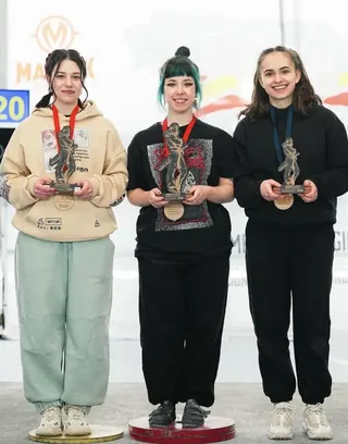 Atleta del Club BEÖRN en el podio